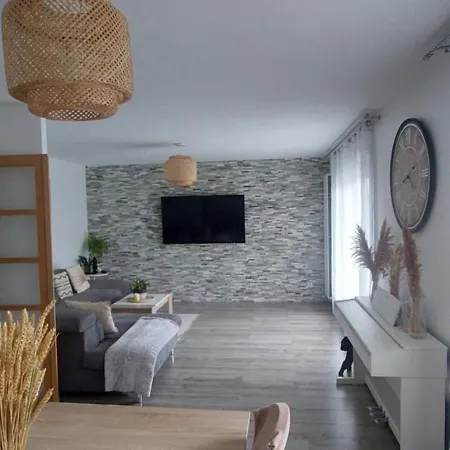 شقة Maison Individuelle Avec Jardin Vaujours
